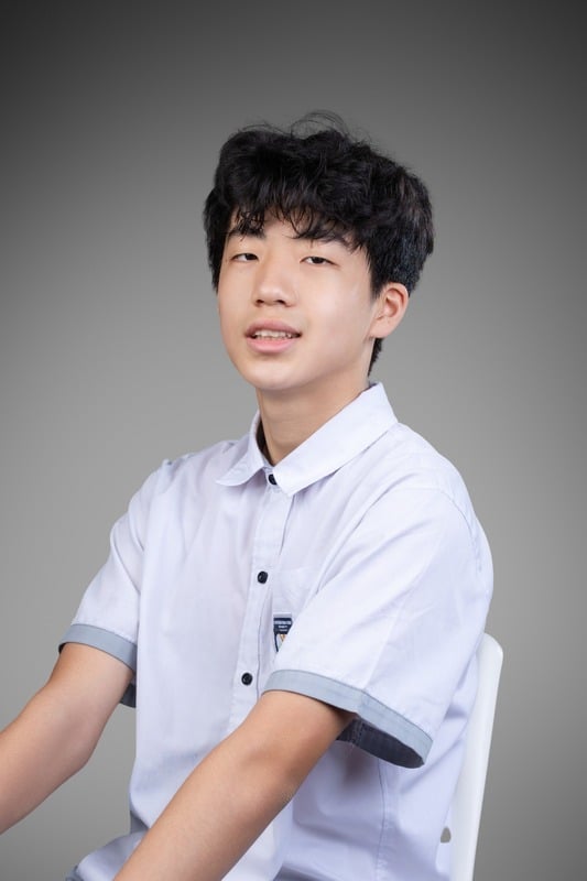 Student photo 4